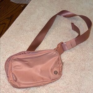 lululemon athletica Rose Crossbody Bag
